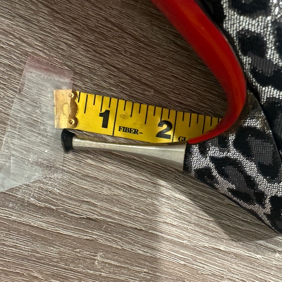 Christian Louboutin pumps - Picture 12 of 12